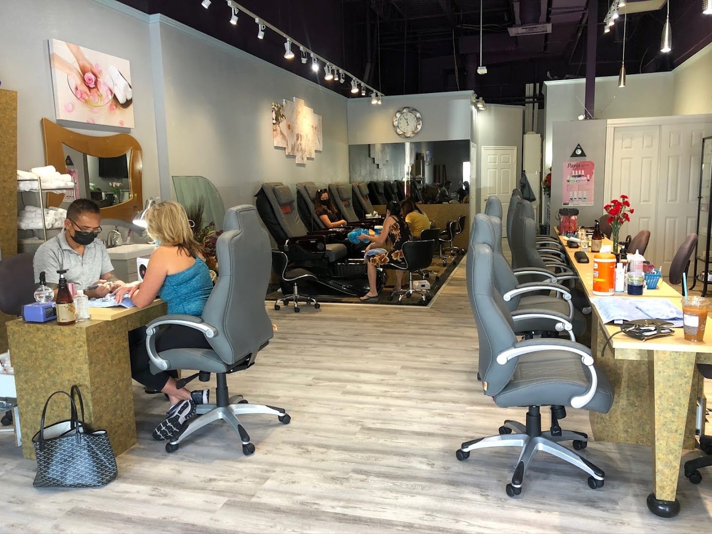 Bea’s Nails and Spa III