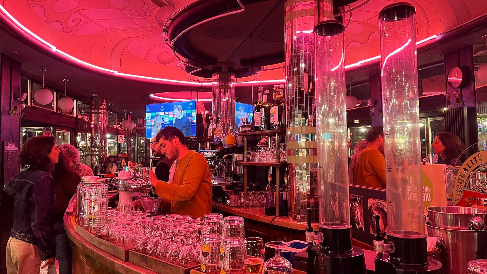 Le Cristal-Bar, photo 3