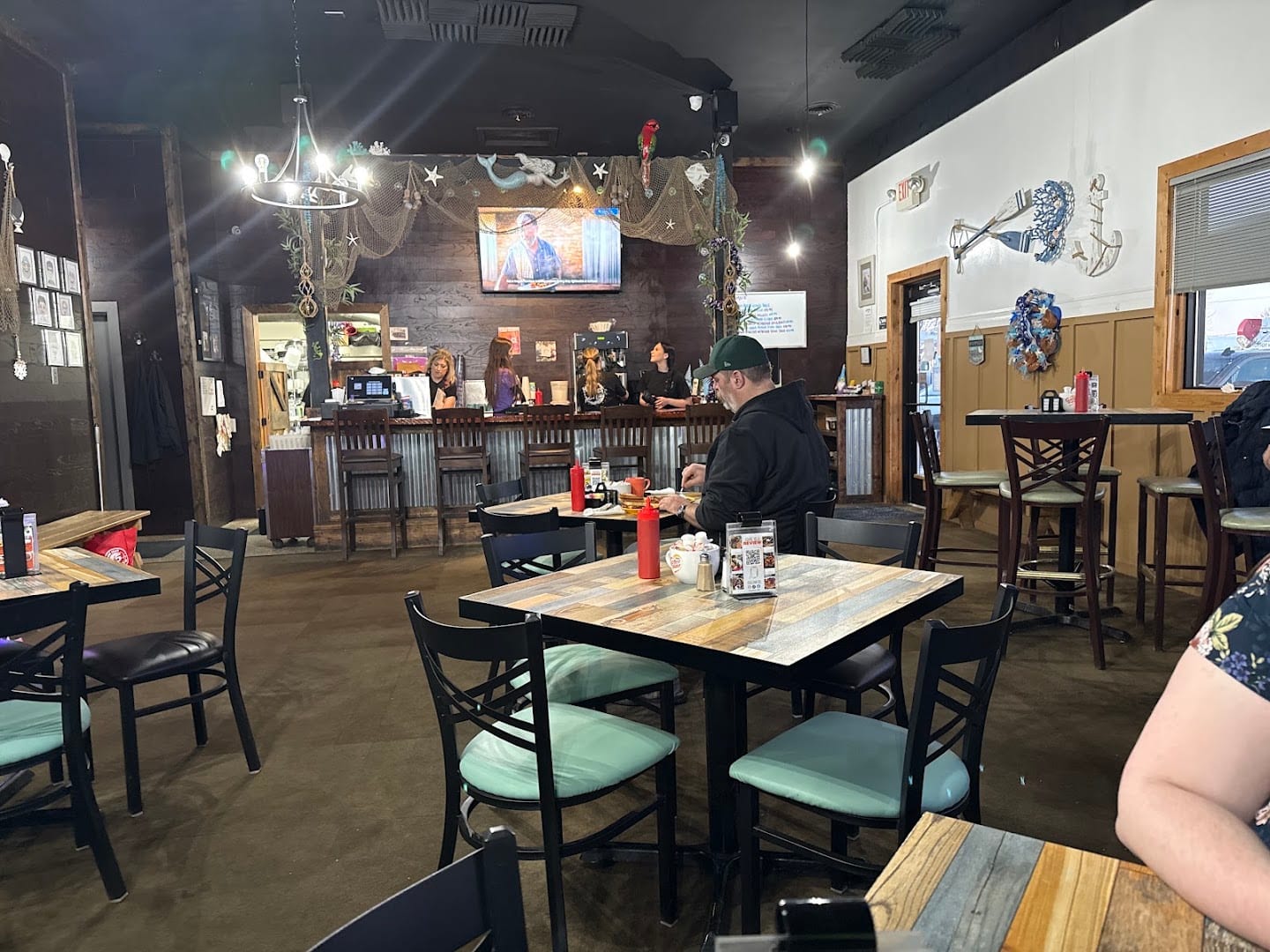 Long Island Cafe