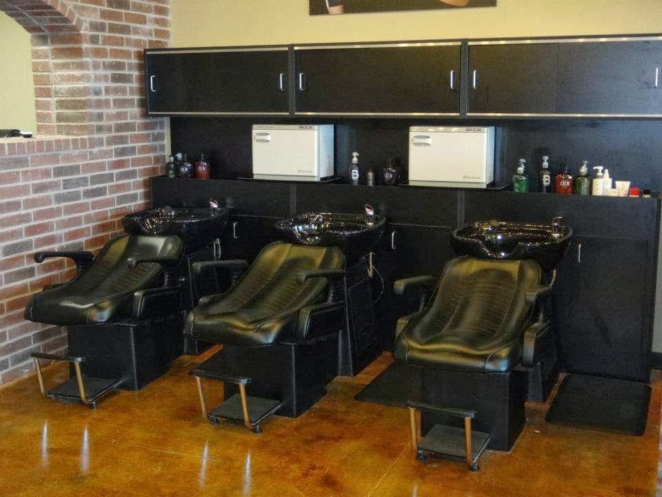 Knockouts Haircuts & Grooming Louis Henna RR - Barbershop, photo 4