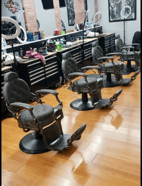 Headliners Barbershop, photo 4