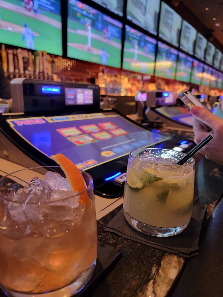 Mega Bar