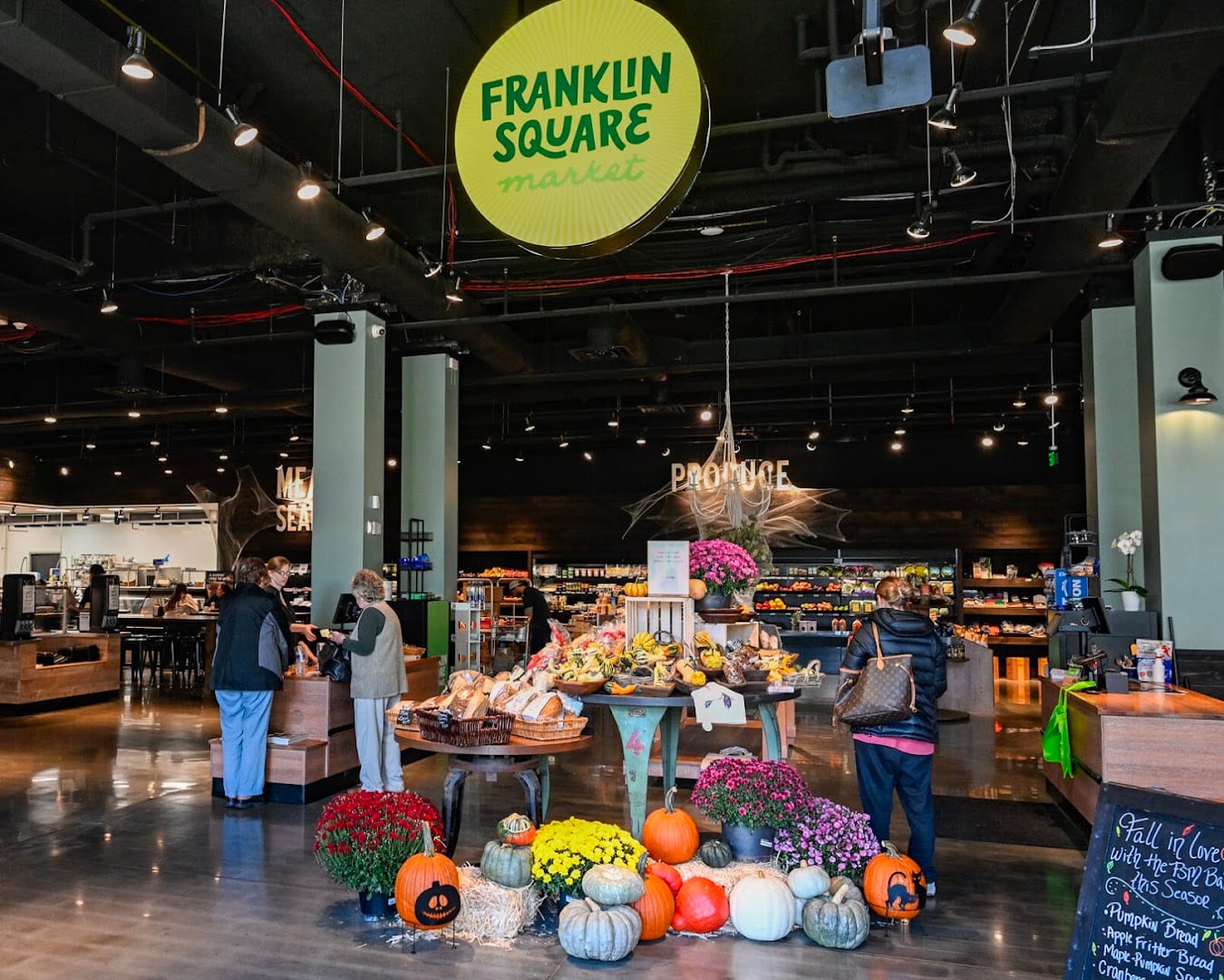 Franklin Square Market, Restaurant & Bar, photo 3