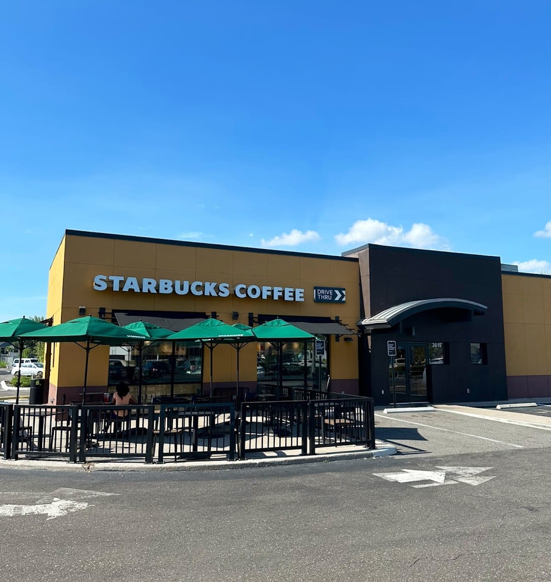 Starbucks Coffee Company, photo 2