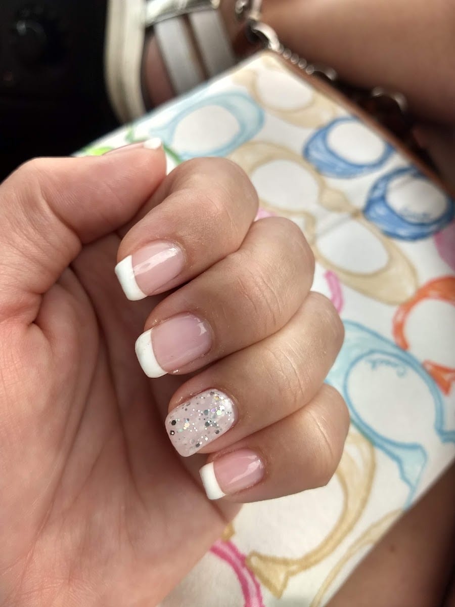 Trendy Nails & Spa Englewood, photo 3