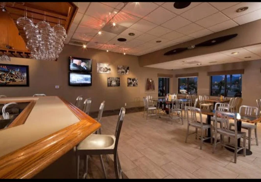 Lori’s Bar