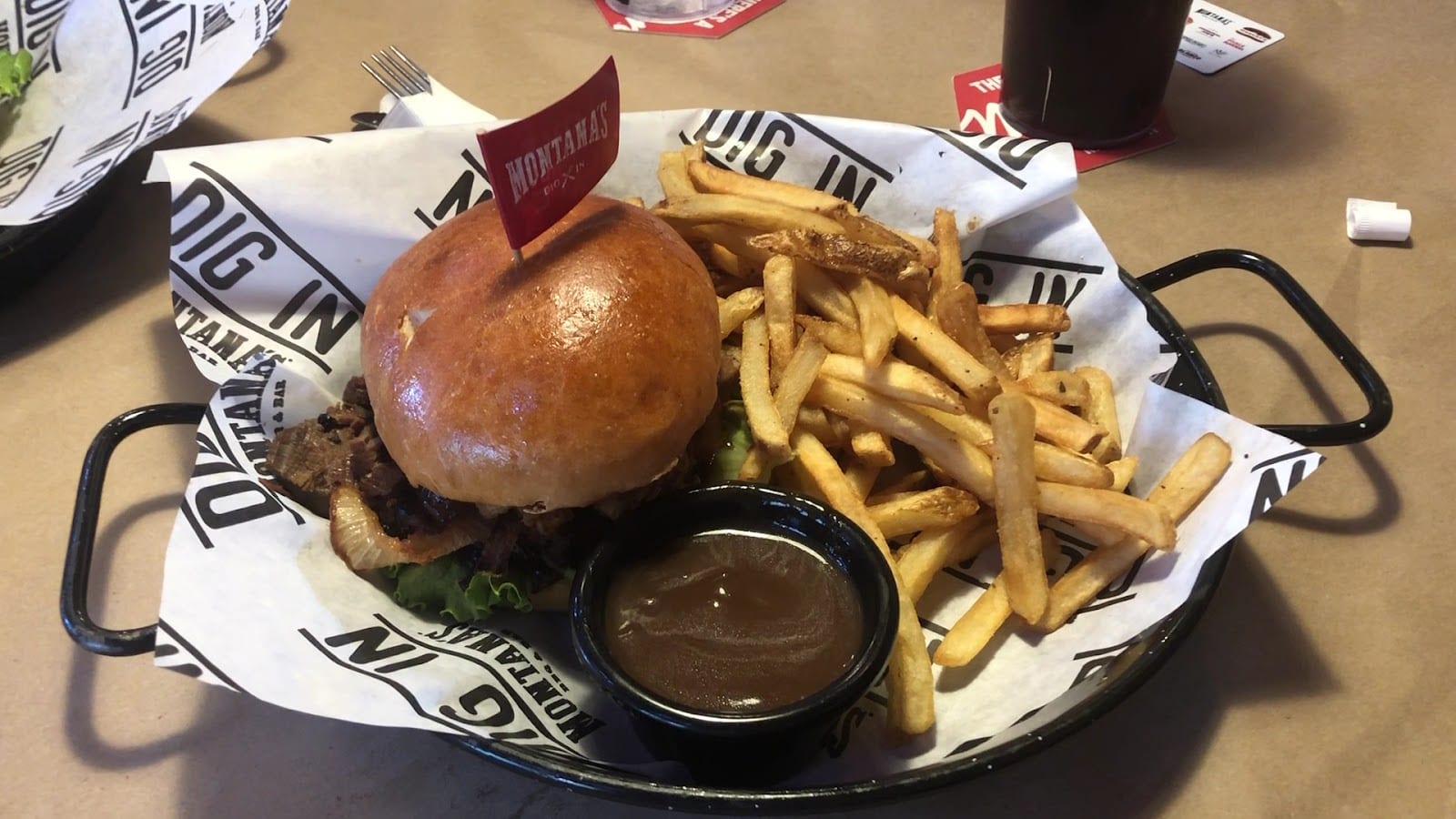 Montana’s BBQ & Bar, photo 3