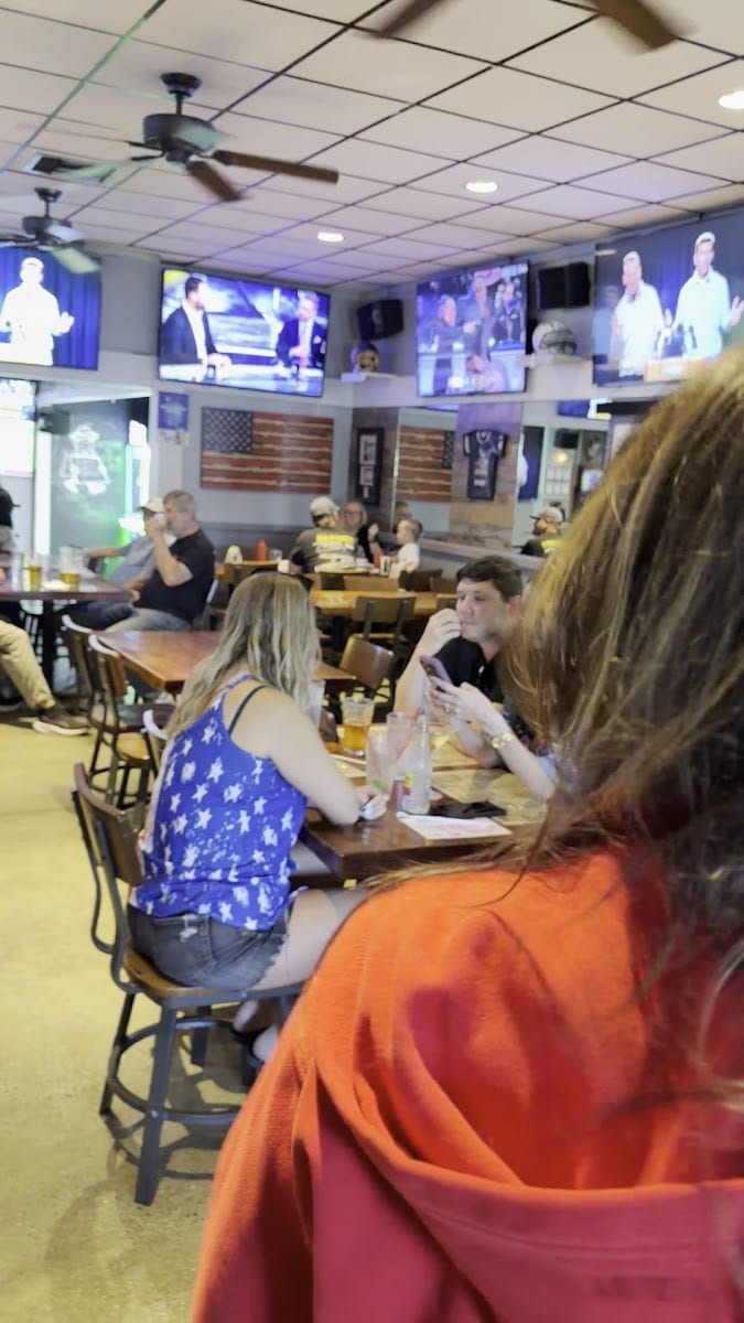 Eat At Joe's, photo 2