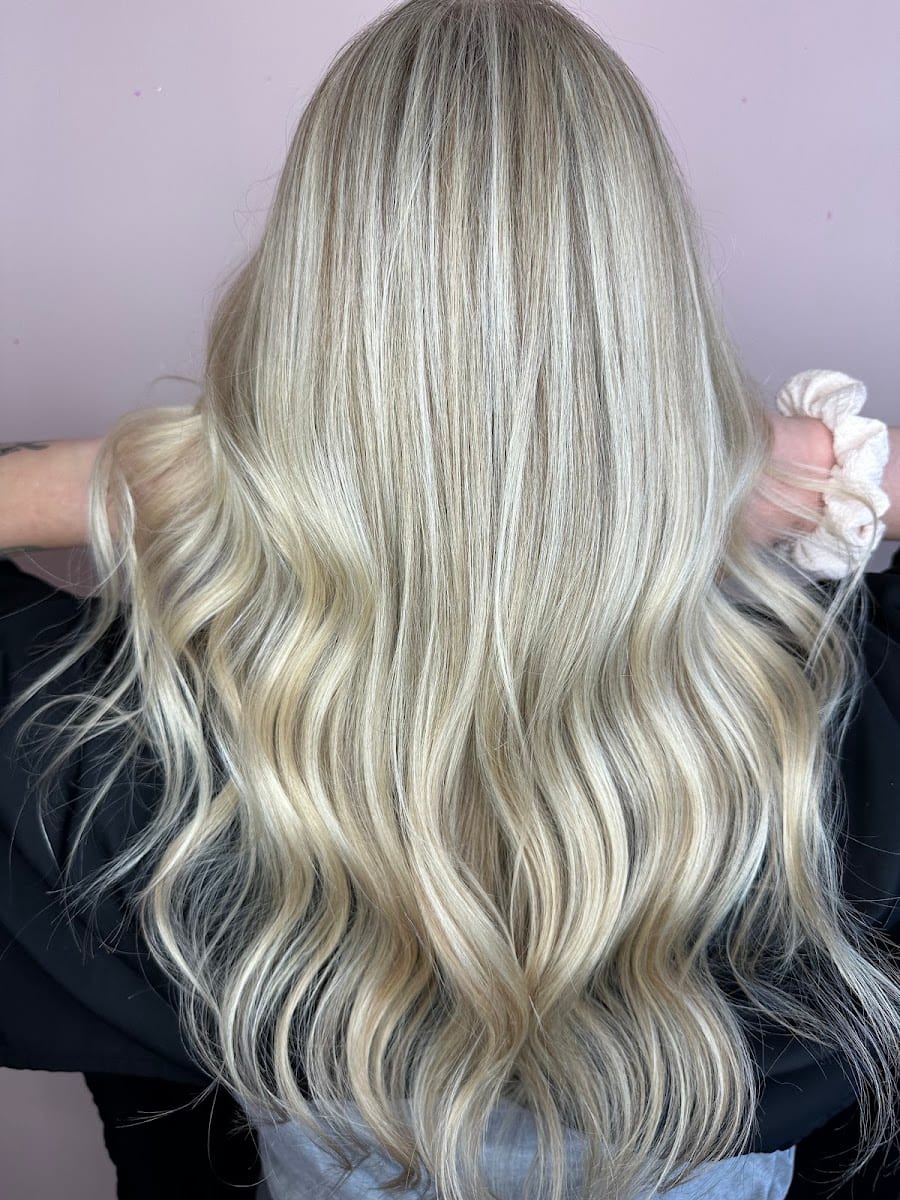 Frisco Blonde Salon, photo 2