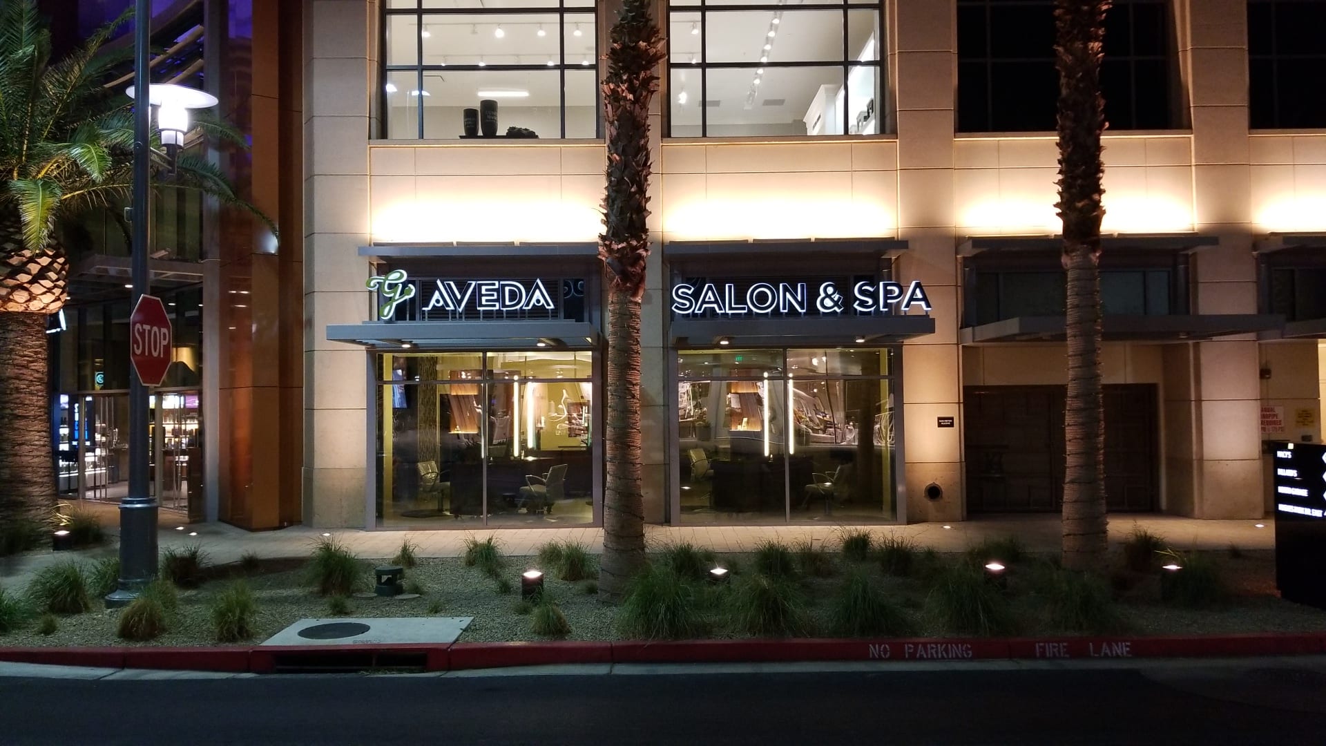 g Aveda Salon & Spa Downtown Summerlin, photo 2
