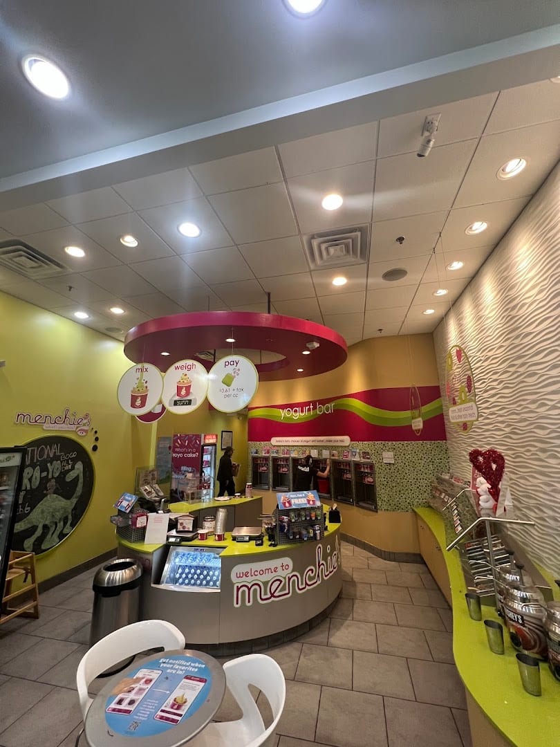 Menchie's Frozen Yogurt, photo 4