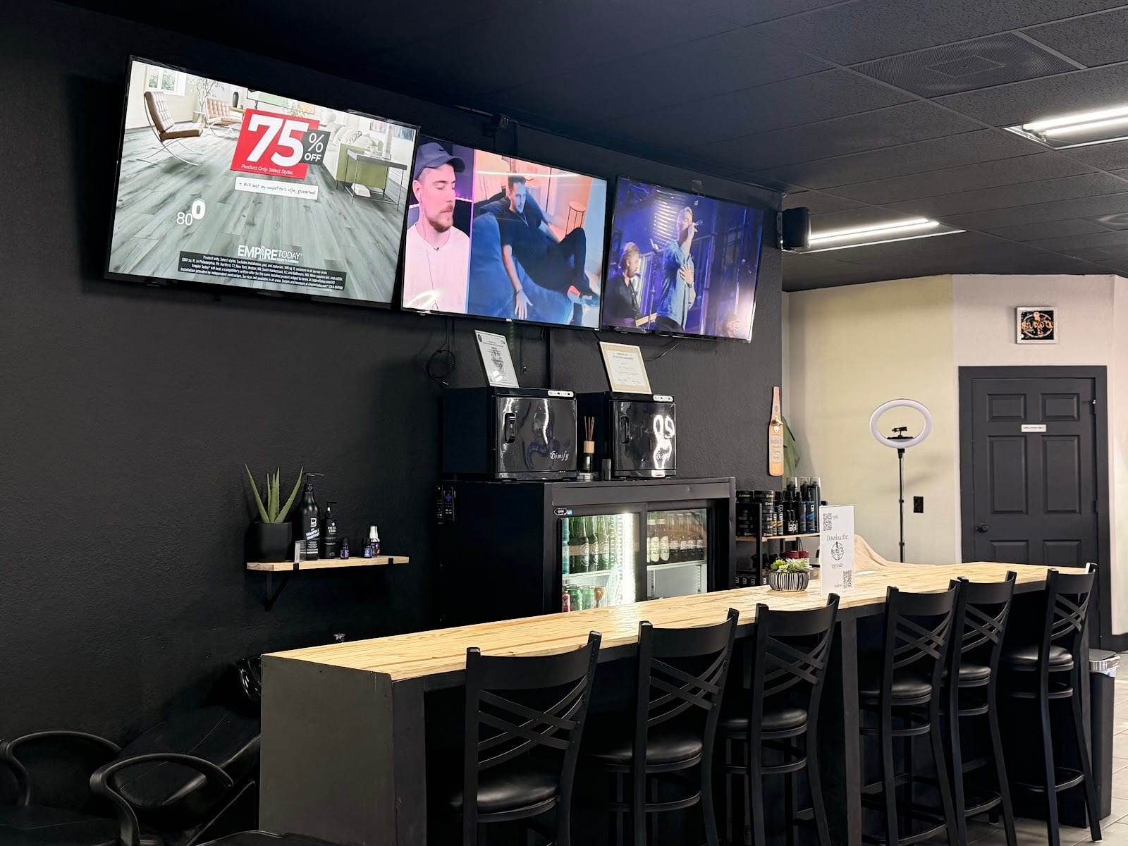 Studio 51 Barbershop Toledo Blade, photo 4