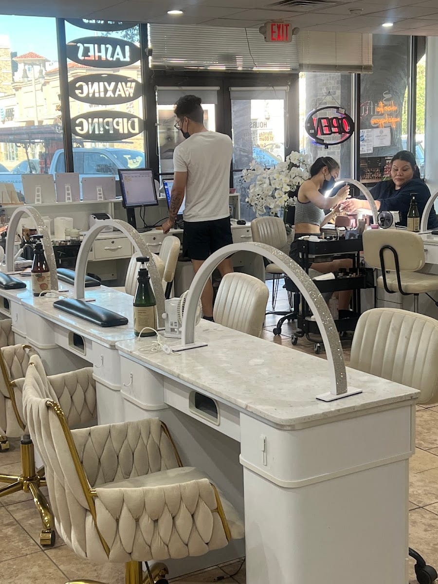 Magic Nails & Spa