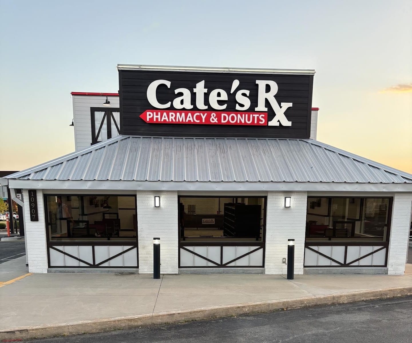 Cate's Pharmacy and Donuts, photo 2