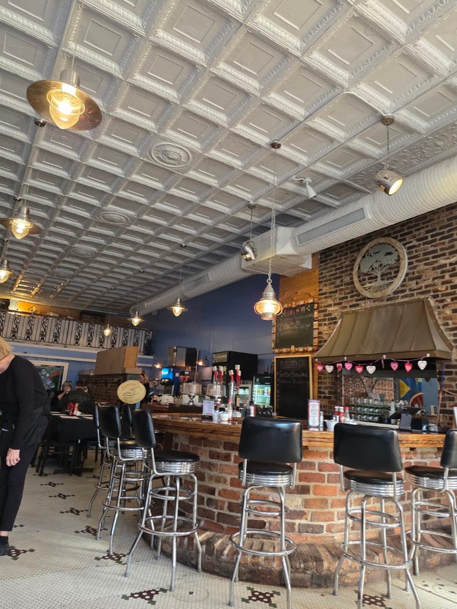 Mr. Rivers Breakfast Joint, photo 4