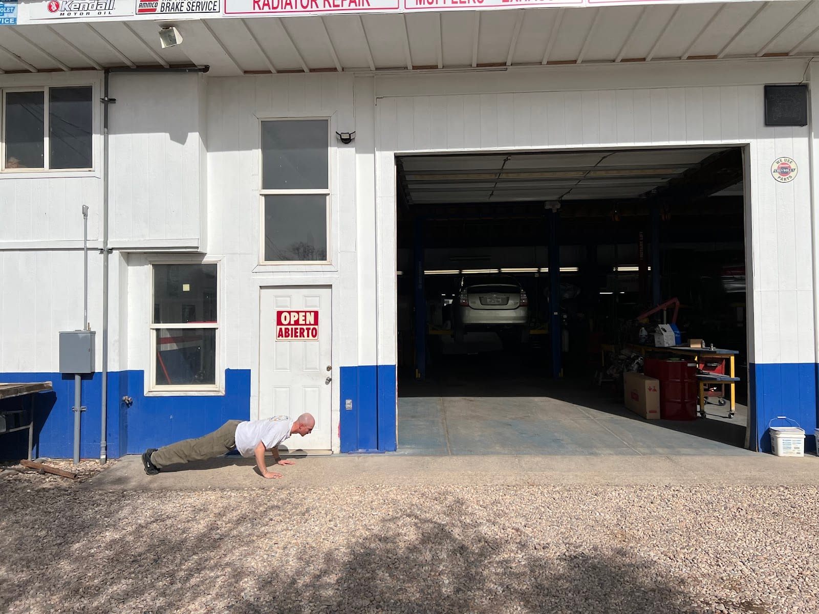 Ernesto's Auto Service
