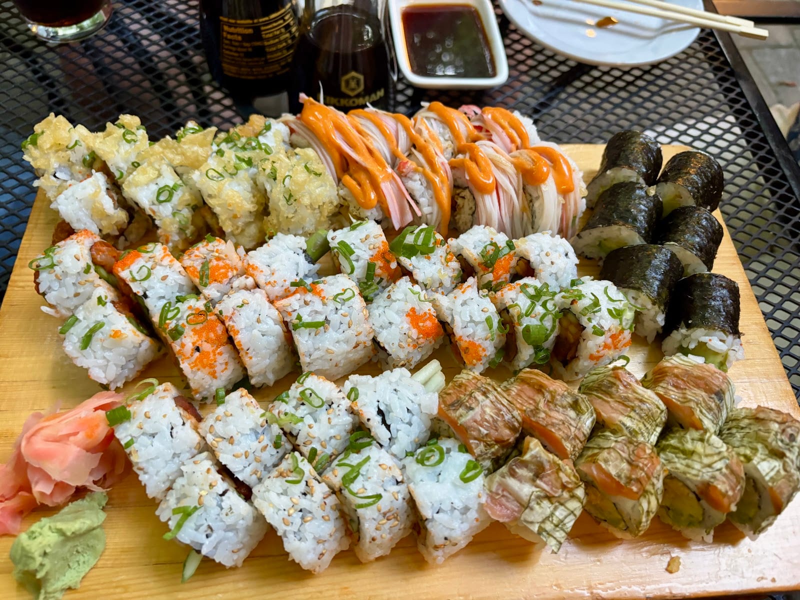 Joss Café & Sushi Bar