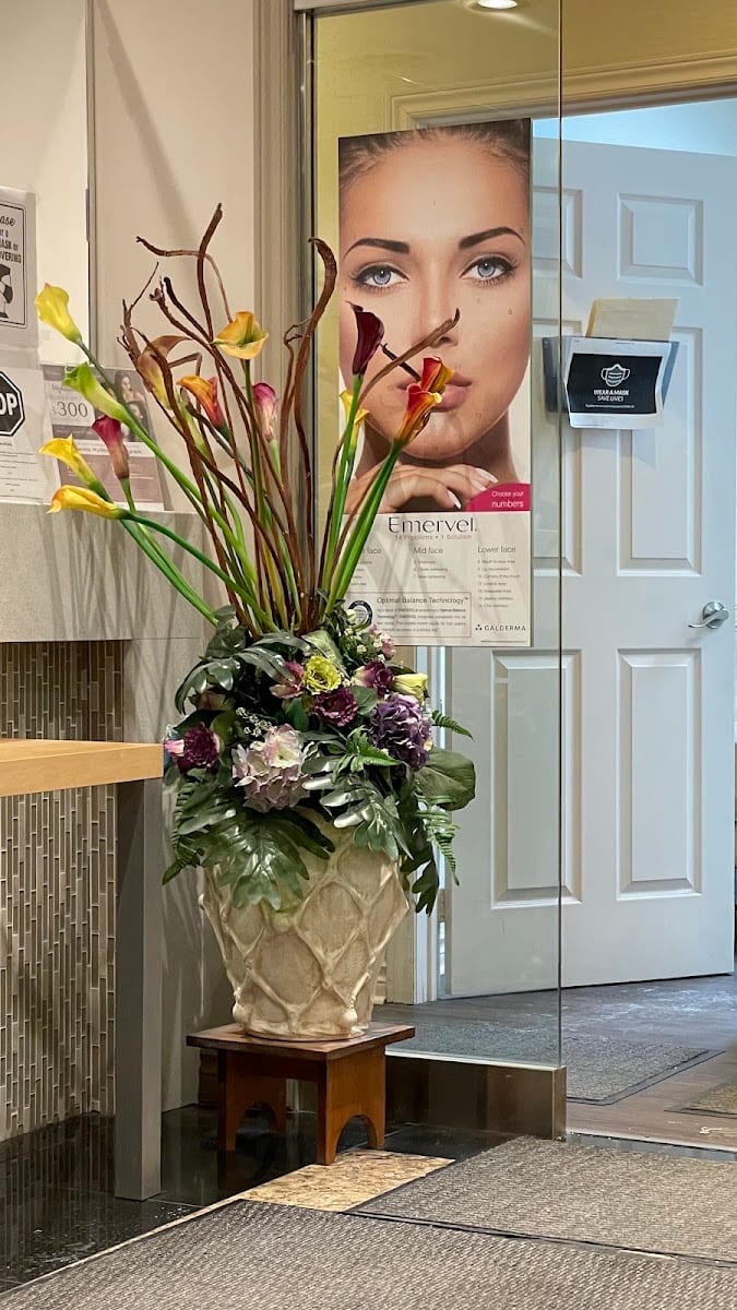 Cosmetic Surgery & Skin Management
