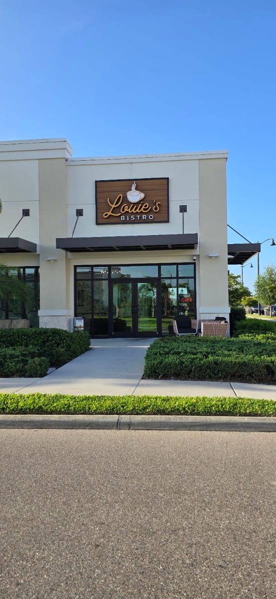 Louie's Bistro