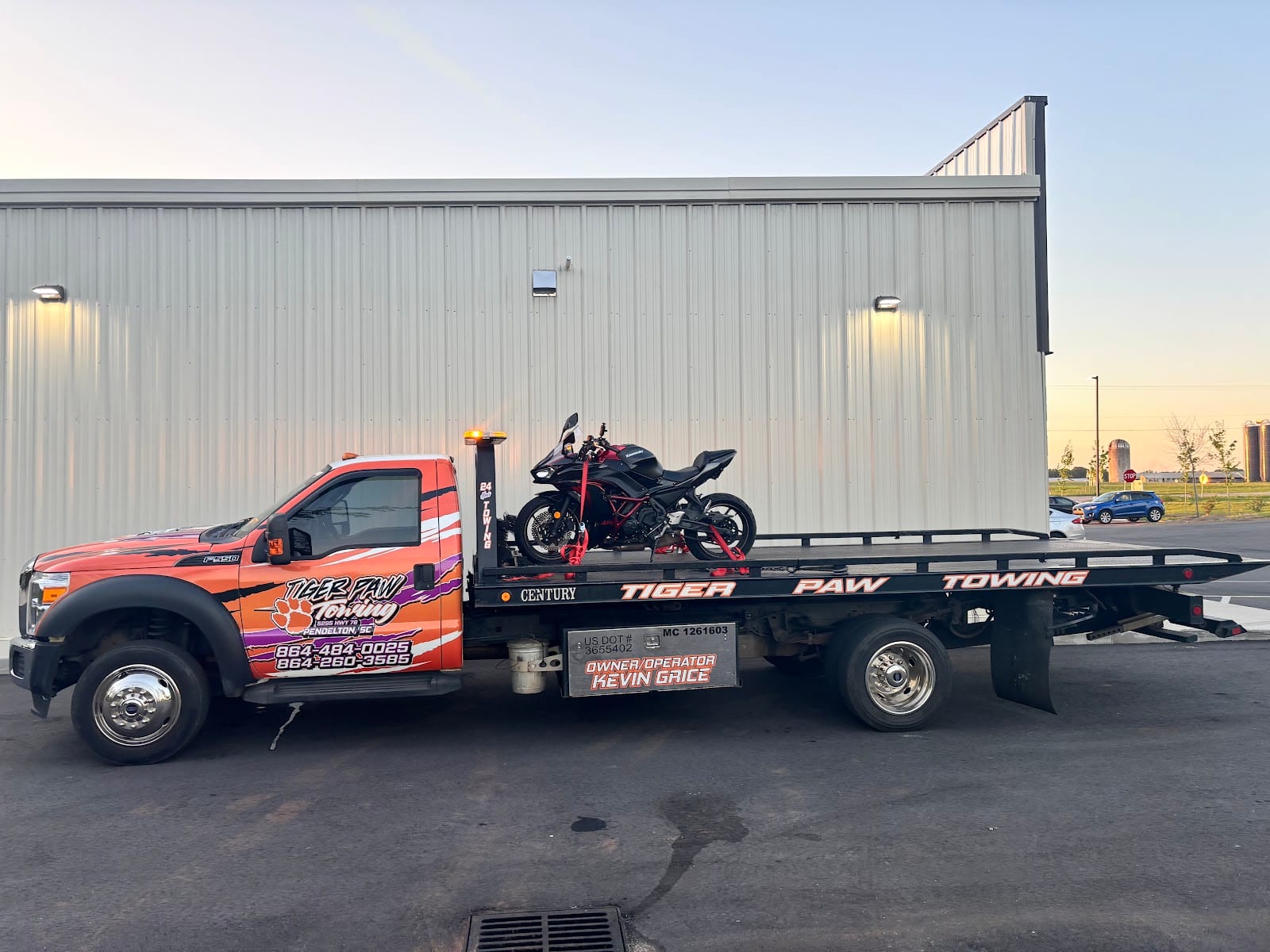 Tiger Paw Towing