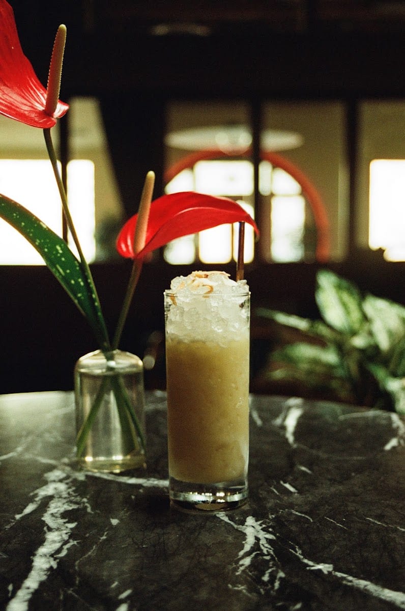 Moongate Lounge, photo 4