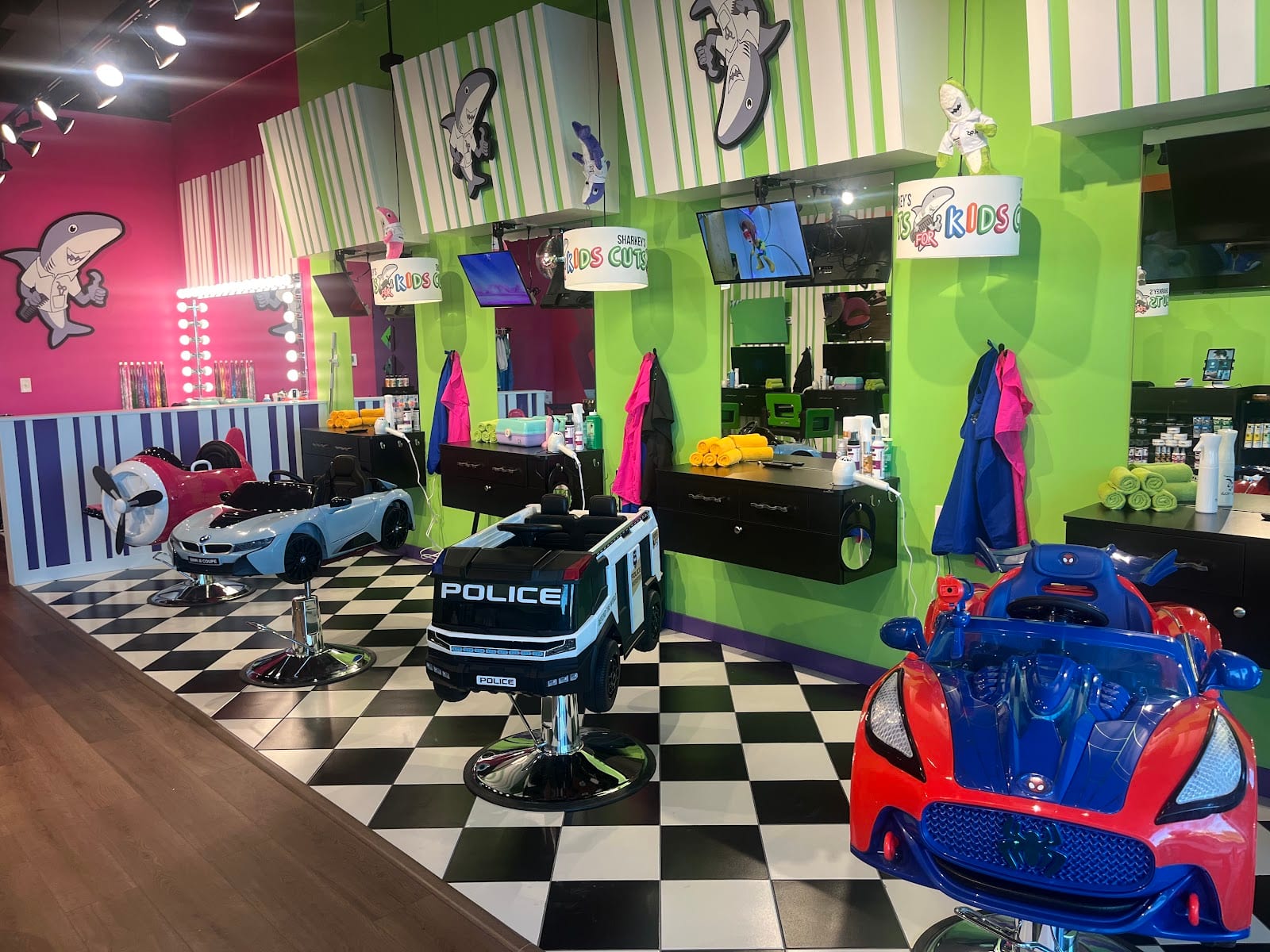 Sharkey's Cuts for Kids - Sarasota