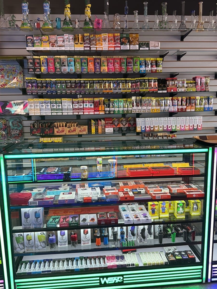 Island Tobacco And Vape smoke shop, photo 3