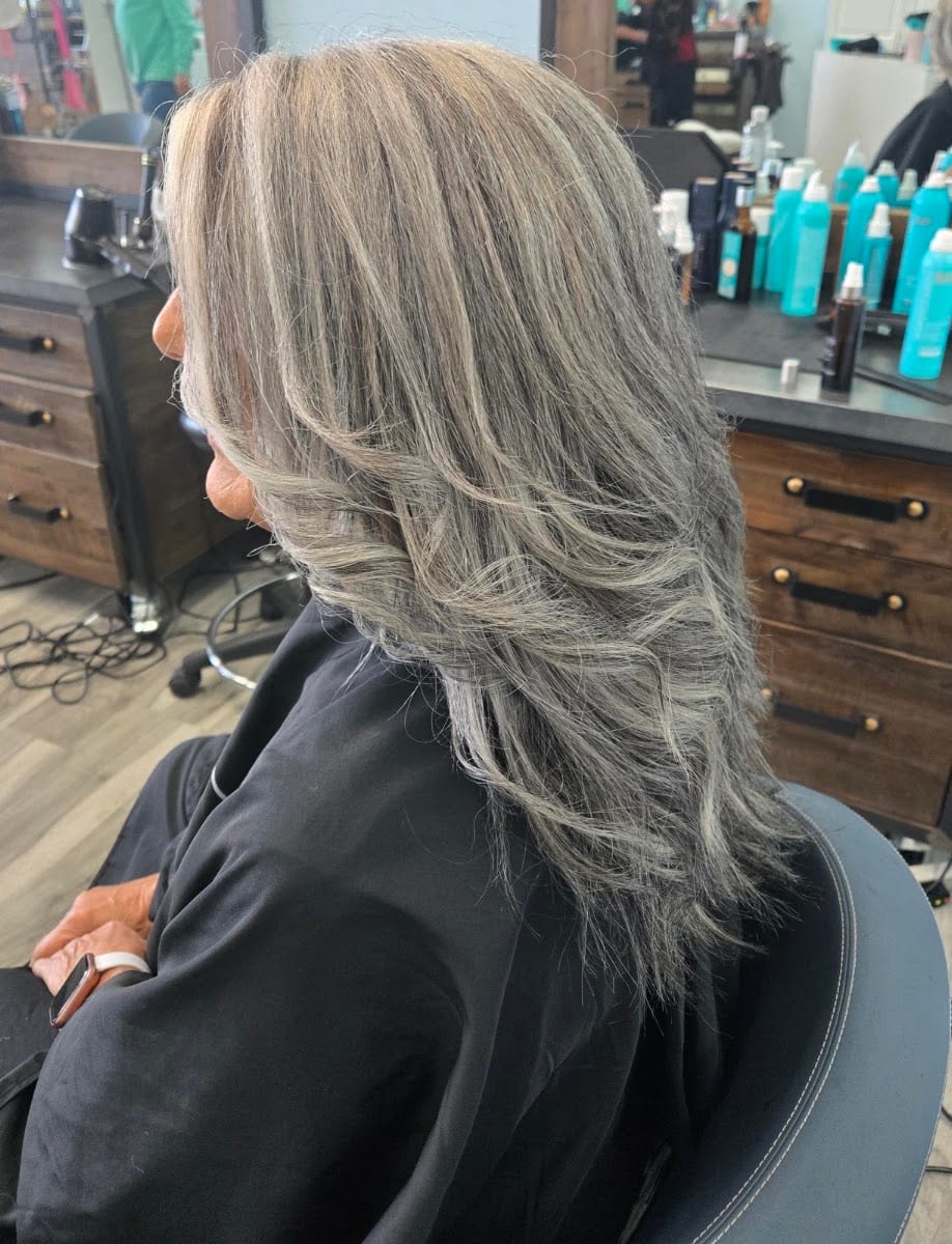 Diana's Cutting Edge Salon & Boutique