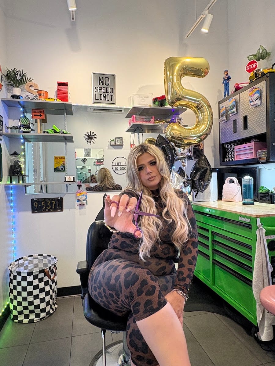 Sara’s Barber Chair