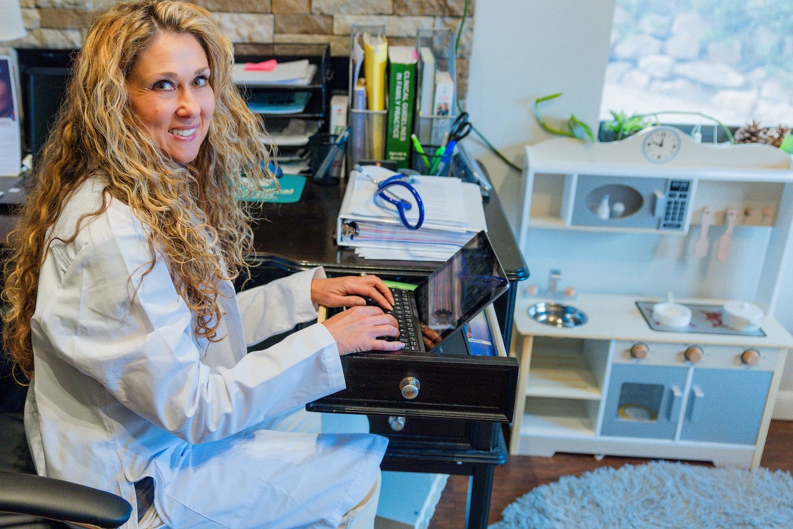 Roots Medical-Functional Healthcare For All Ages-Ask About Insurance Coverage, photo 4