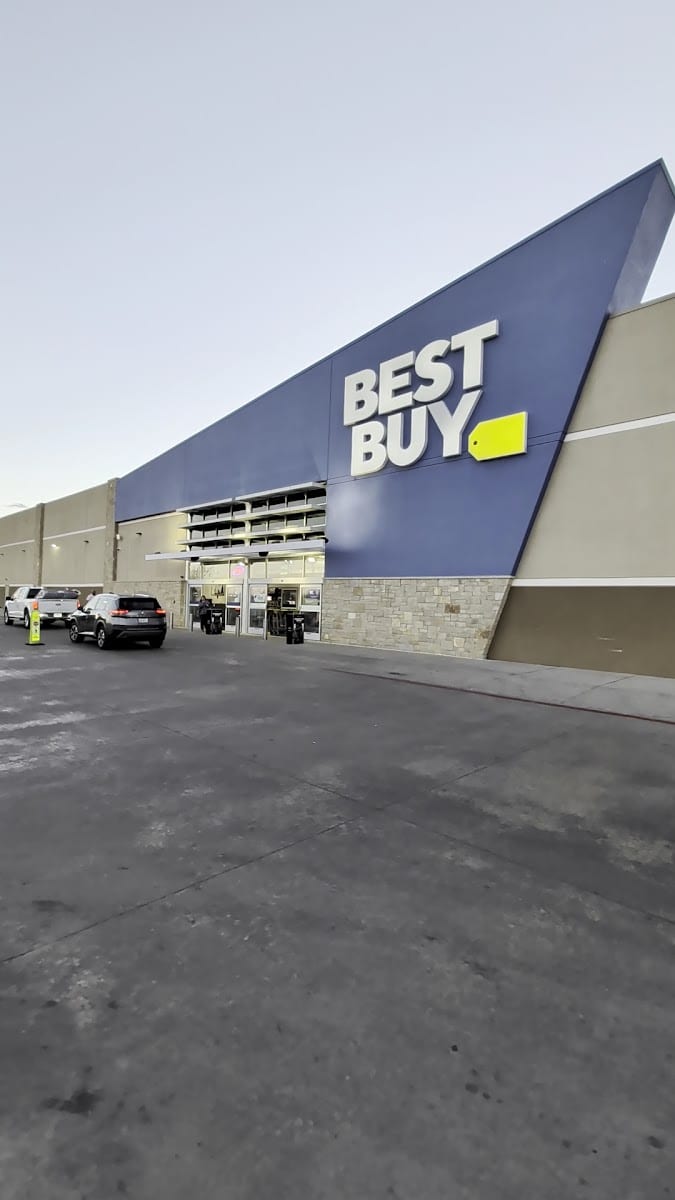Best Buy, photo 2