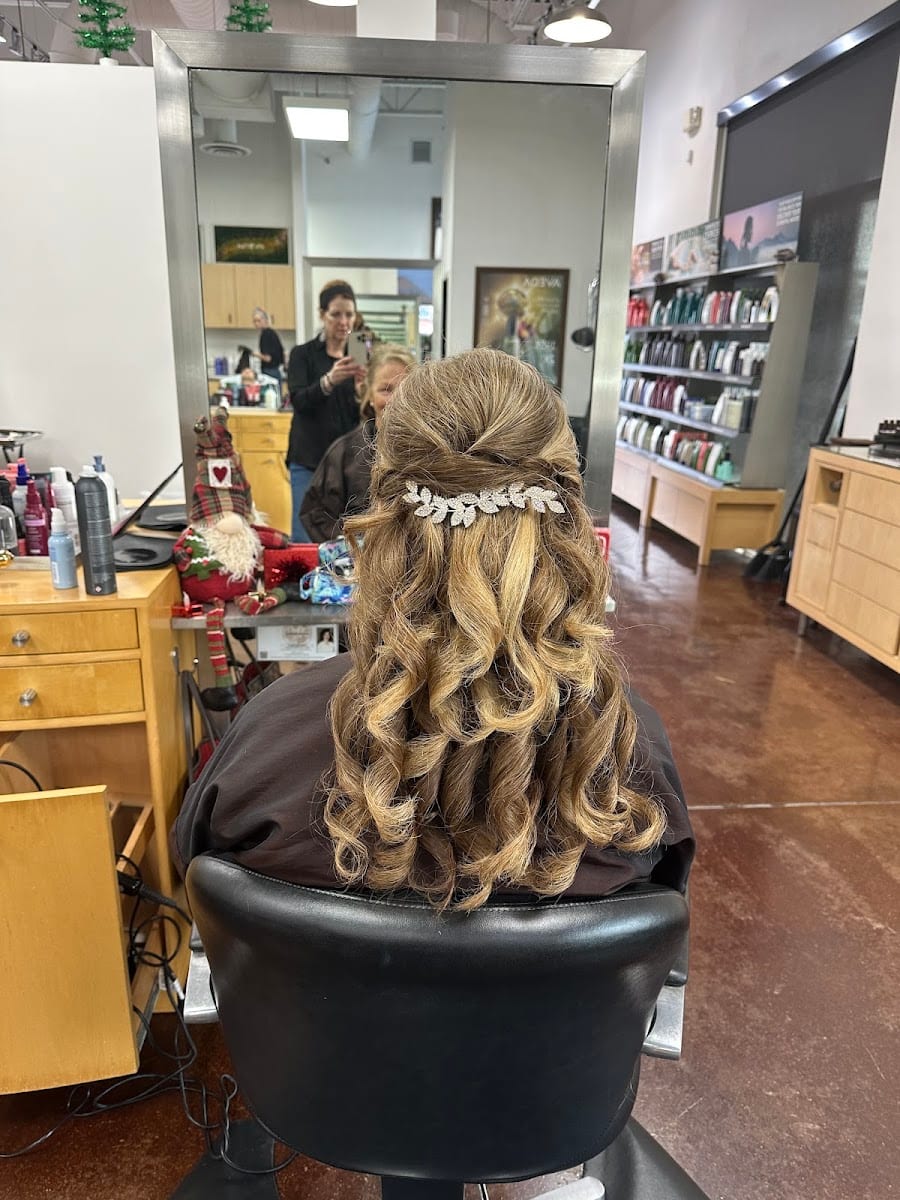 James Griffith Salon - Sarasota, photo 4