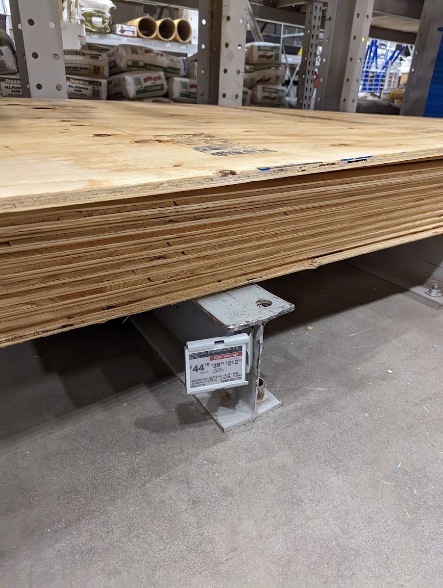 Lowe's Home Improvement, photo 4