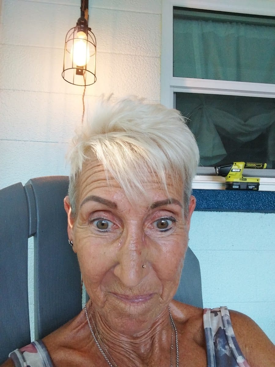 Palm Hair Salon and Spa Massage Therapy