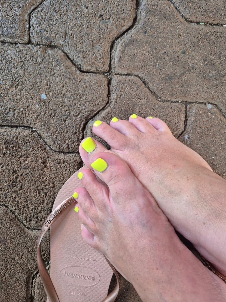 Sarina nails & spa