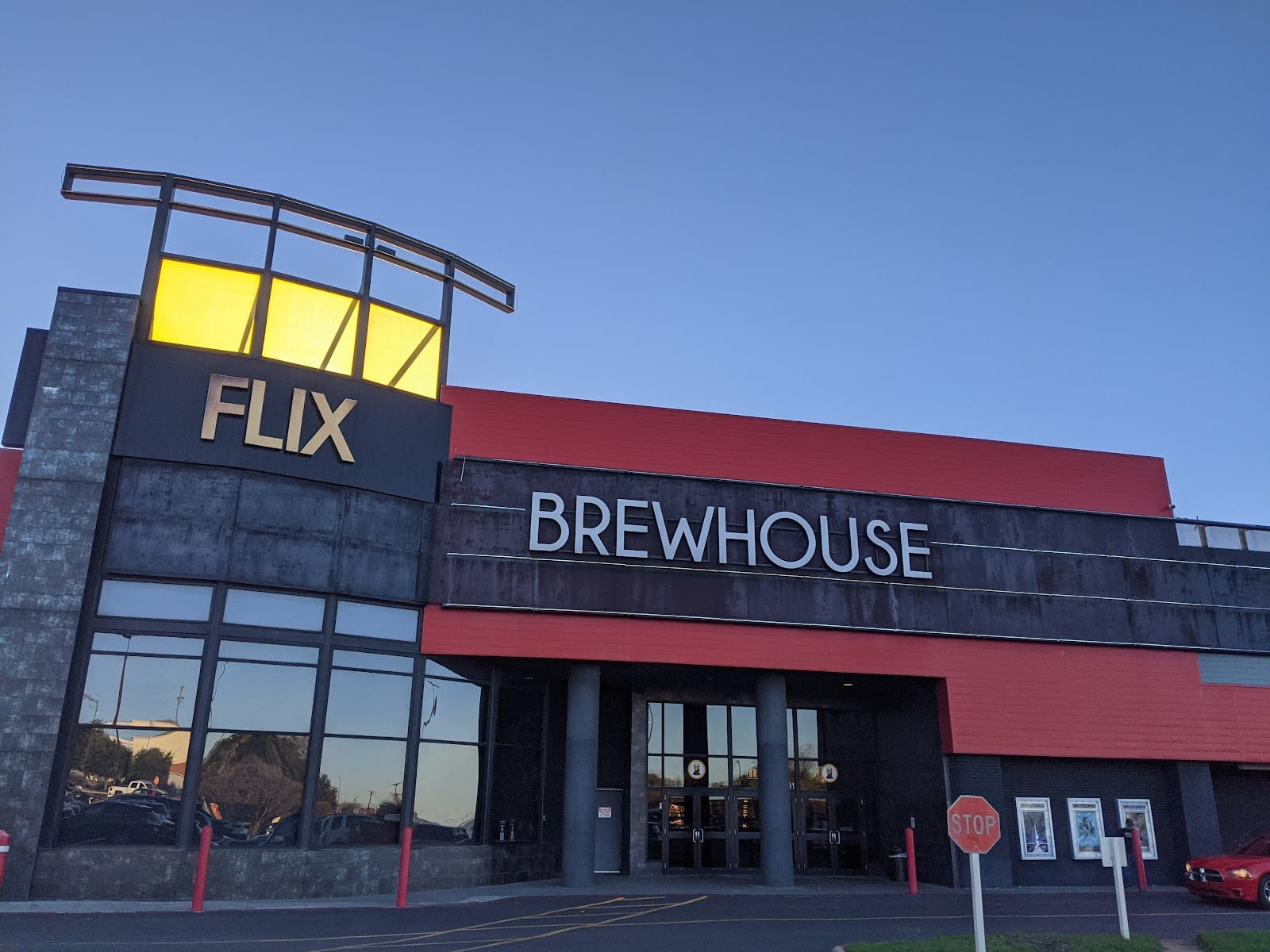 Flix Brewhouse Round Rock