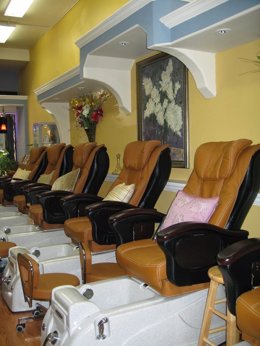 A T Beauty Spa