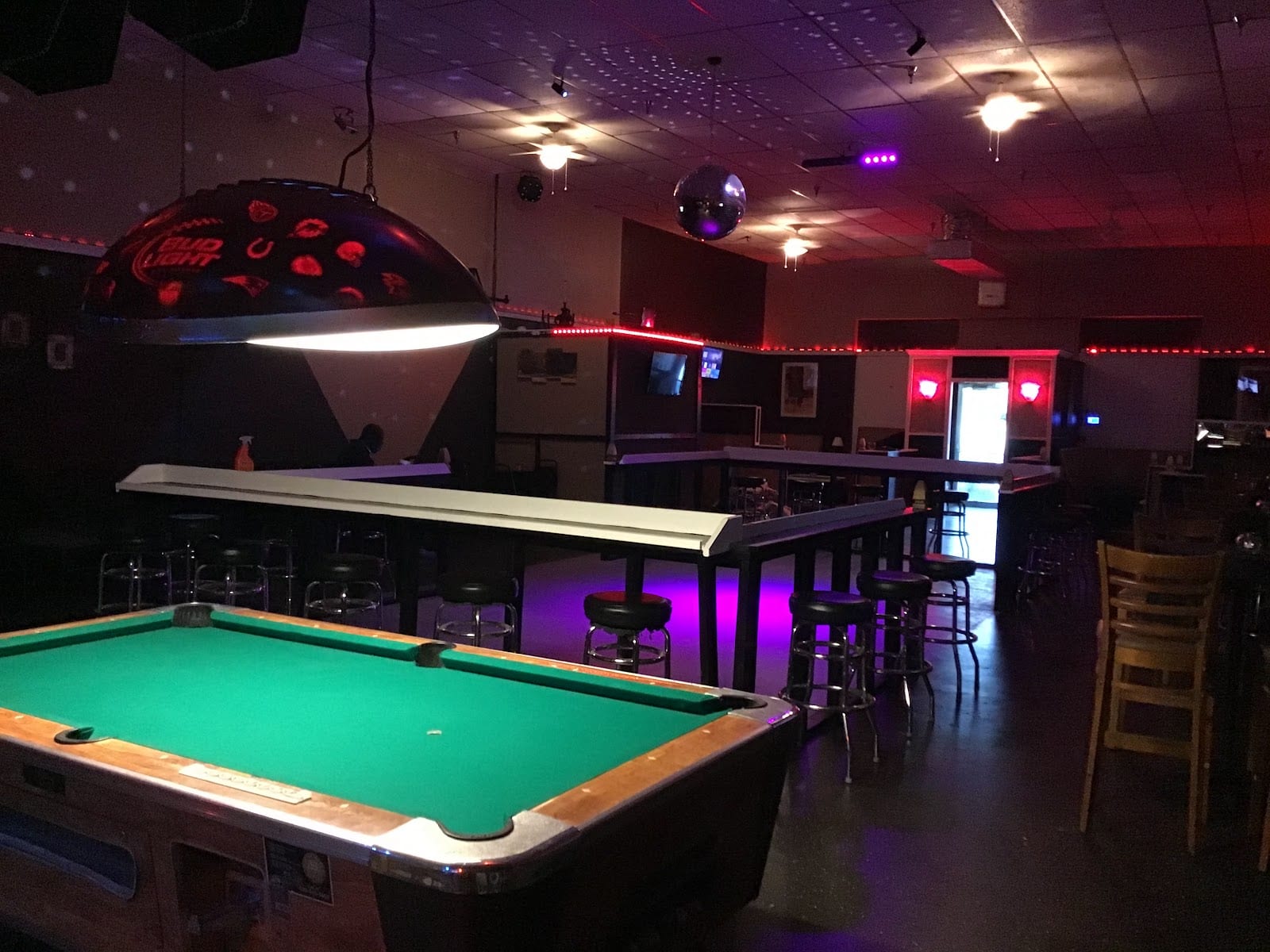 End-Zone Sports Lounge, photo 3