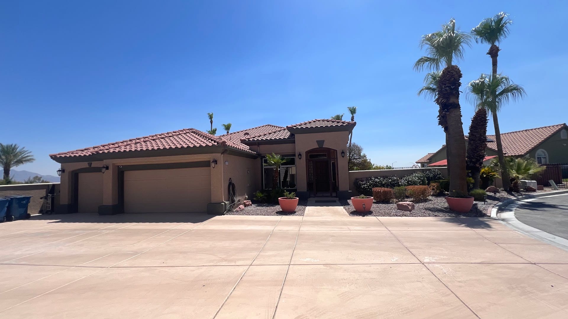 Realty one group/Nancy Waltens, photo 2