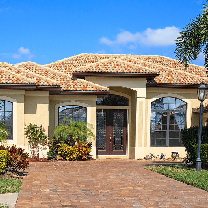 LeeAnn Alexander, RE/MAX PALM REALTY