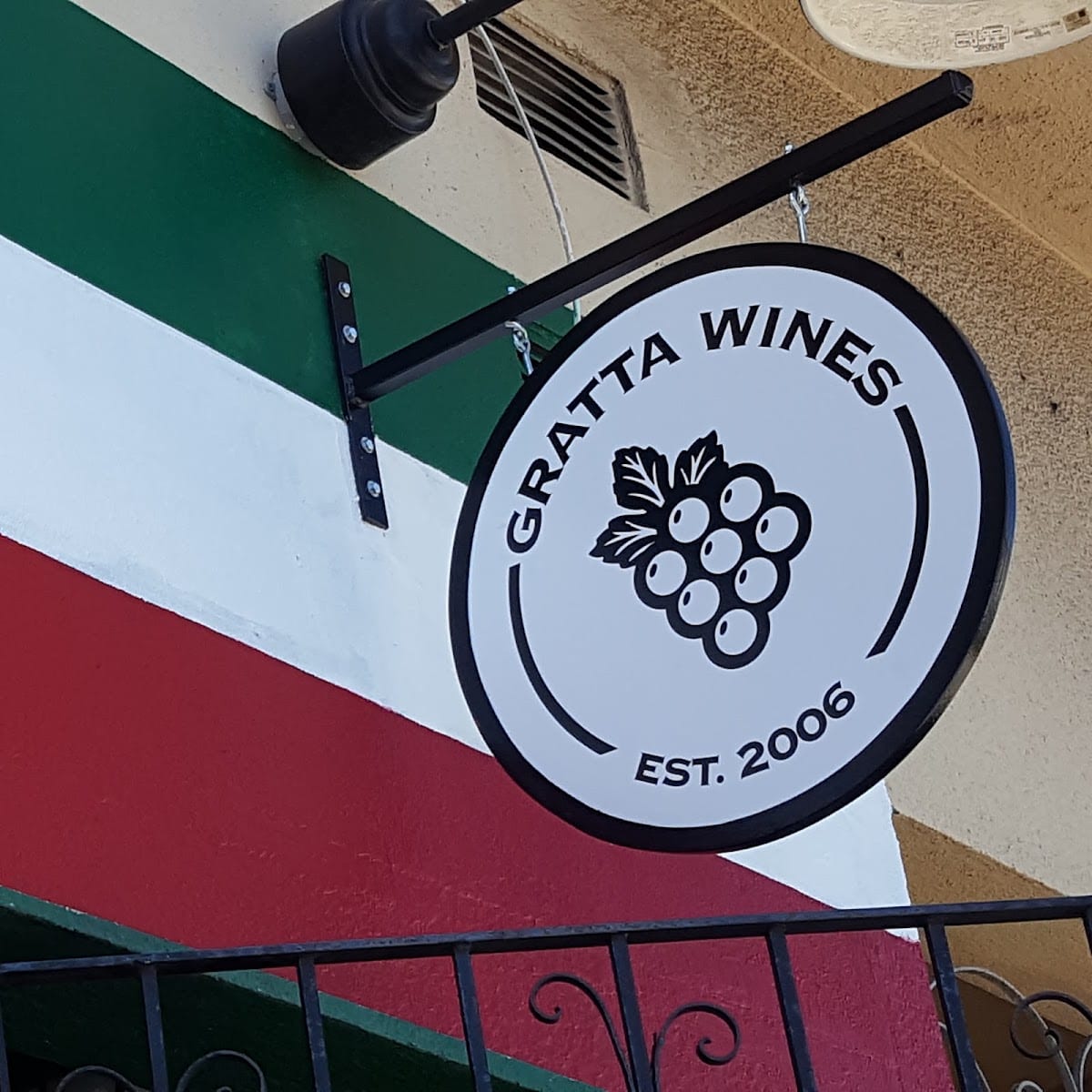 Gratta Wines Market, Winery and Lounge, photo 4