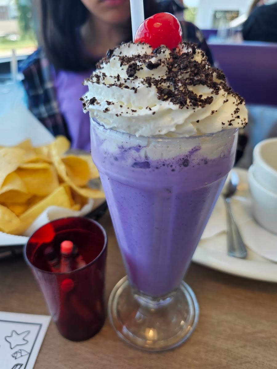 The Purple Cow Restaurant (Cantrell Rd), photo 4