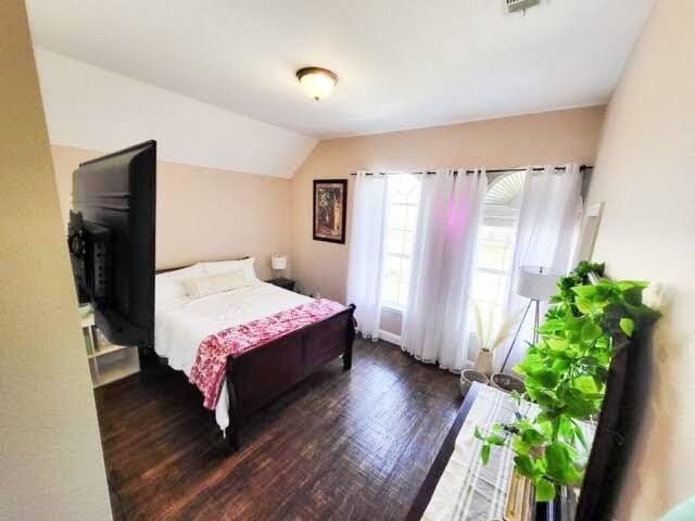 Scenic Spacious Patio Pond View, Pool Table, Gym, Spa Whirlpool Tub 5 Bed Room, photo 3