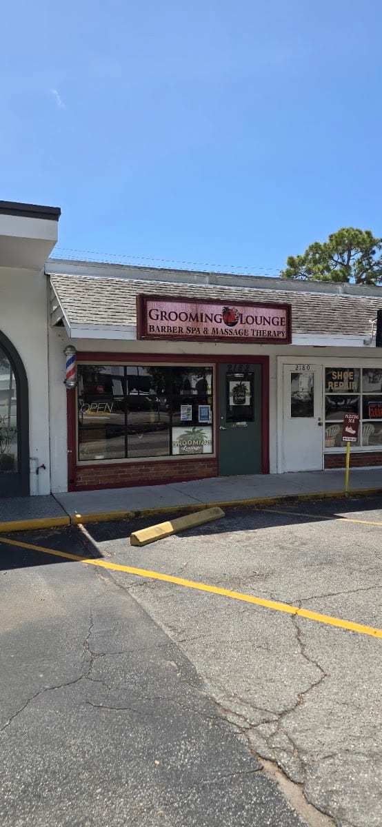 Grooming Lounge Barber Spa