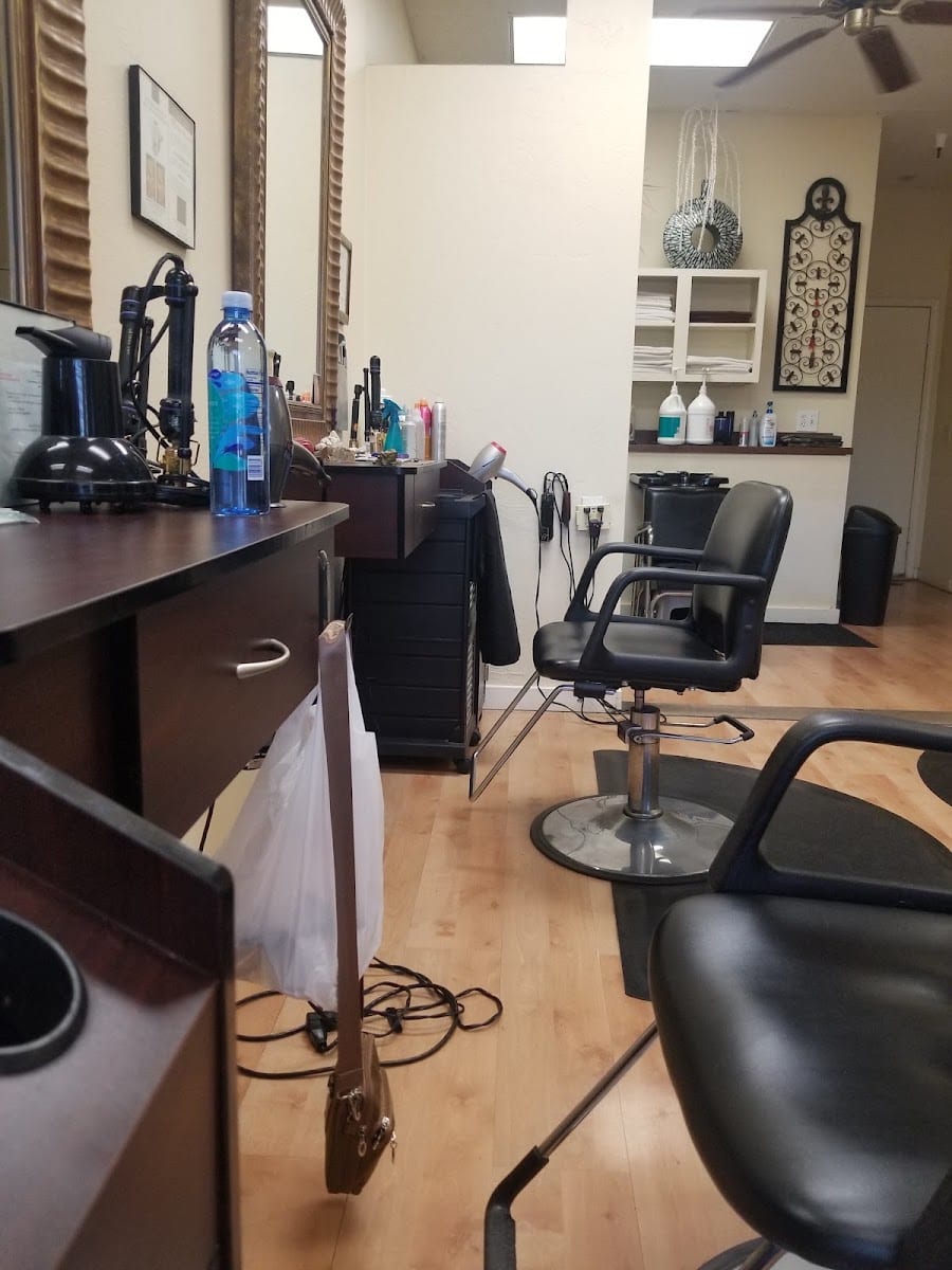 Salon 103