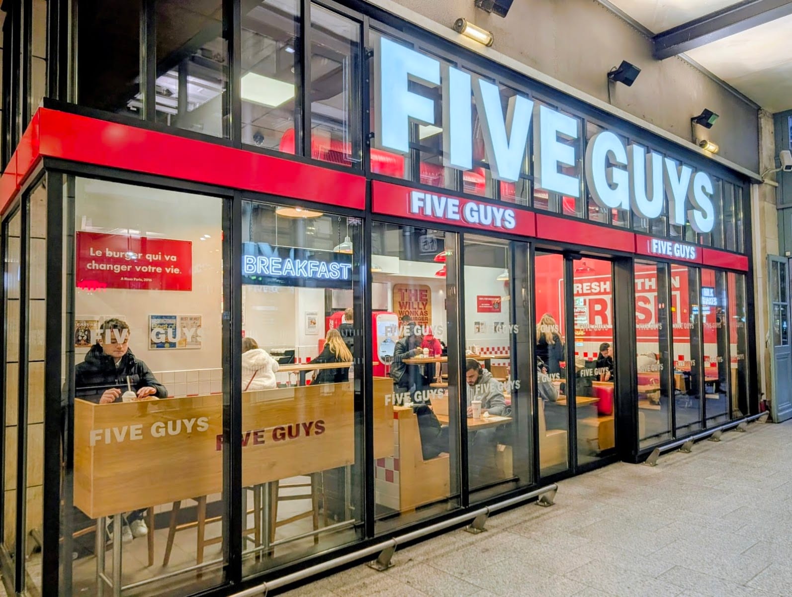 Five Guys, photo 2