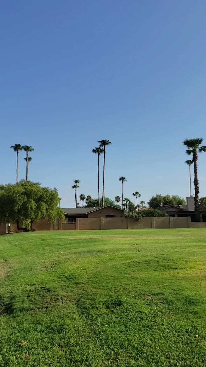 Zuni Park, photo 2