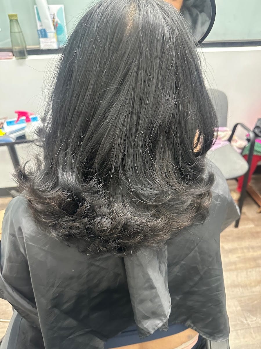 Nesh Salon, photo 2