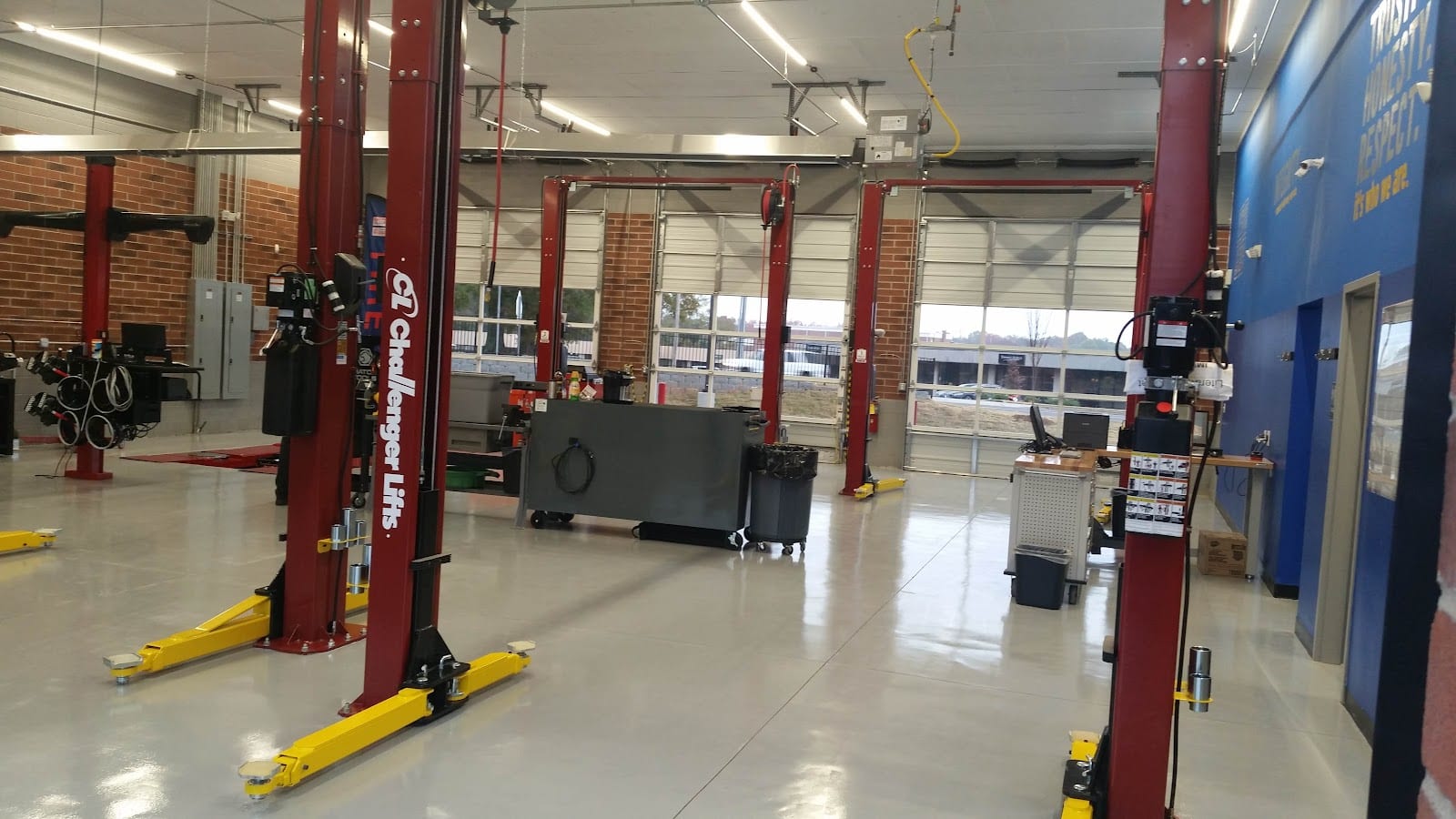 Express Oil Change & Tire Engineers