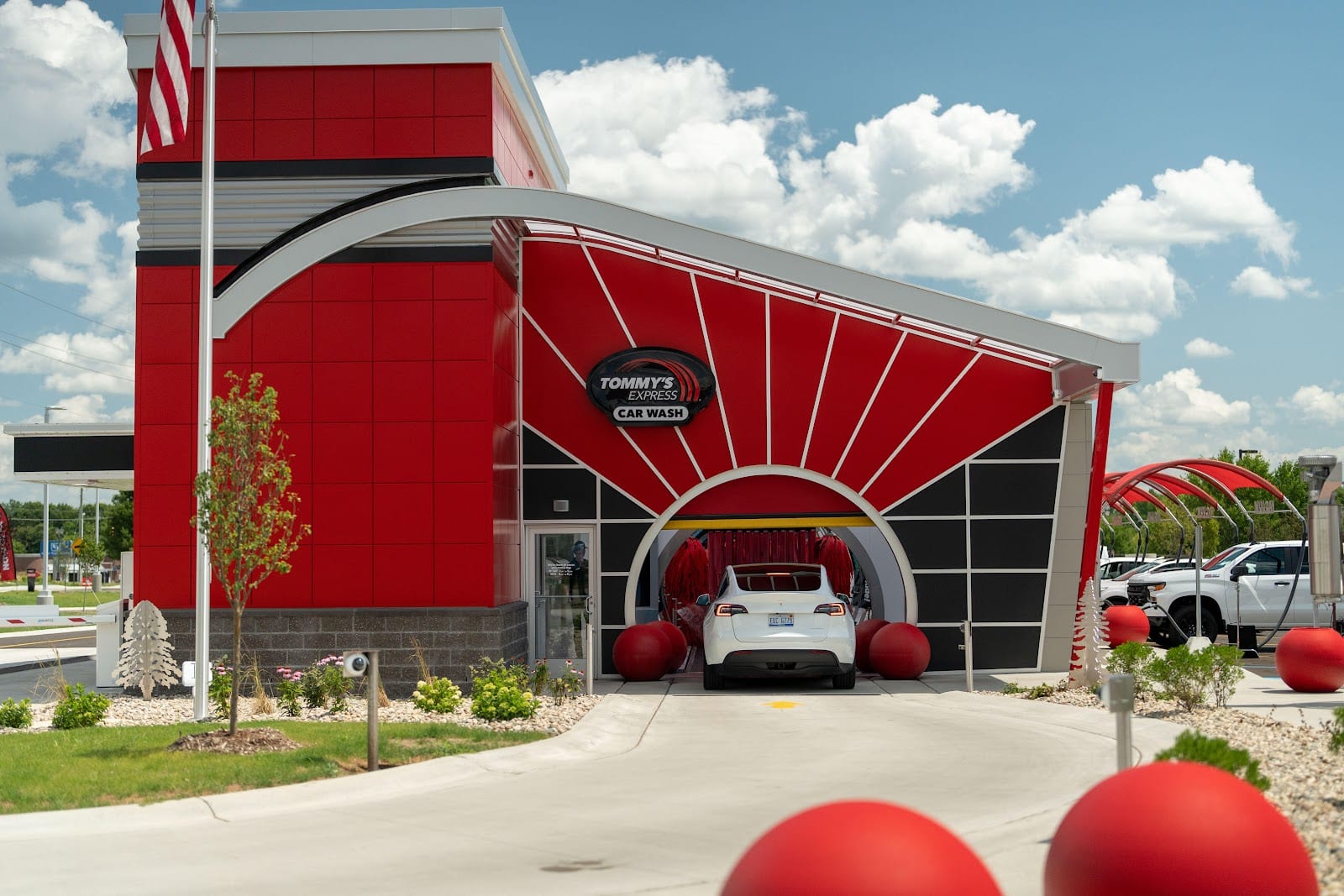 Tommy's Express® Car Wash, photo 4